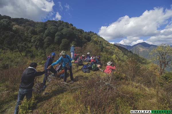 phoktey dara trek