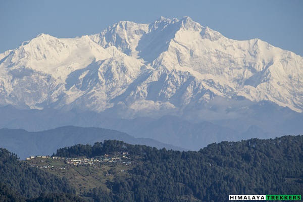 kanchenjunga-view-walking-from-chitrey