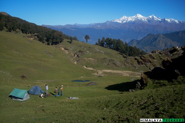 camping-at-kush-kalyan-meadow