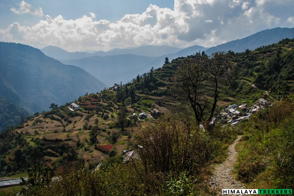 sahastra-tal-trek-trail