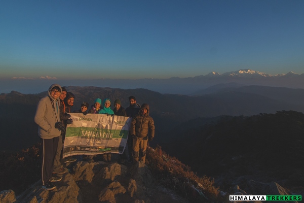 sandakphu-trek-with-himalaya-trekkers