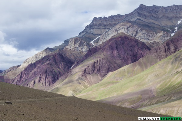 coloured-mountains-of-pin-valley