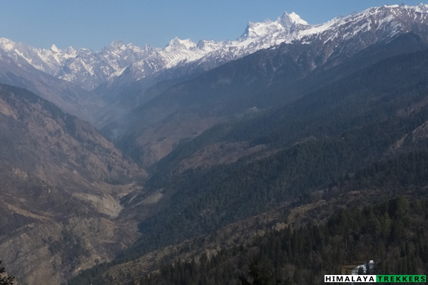 har-ki-dun-valley-while-descending-from-kedarkantha