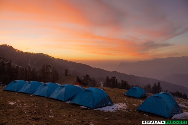 sunset-at-kedarkantha-base-camp