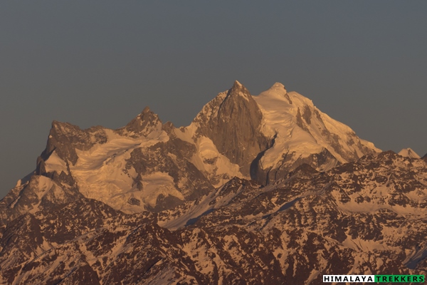 swargarohini-peaks-as-seen-from-kedarkantha-trek