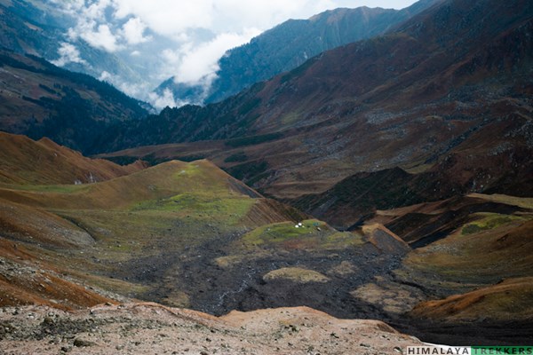 descent-from-kaliheni-pass-to-base-camp