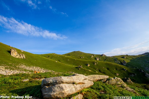 khanpari-area-kalihani-pass-trek