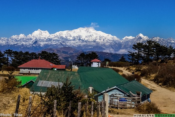 sandakphu-trek-sleeping-buddha-from-lodge