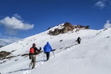 winter-kuari-pass-trek