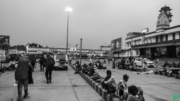 haridwar-railways-station-early-morning