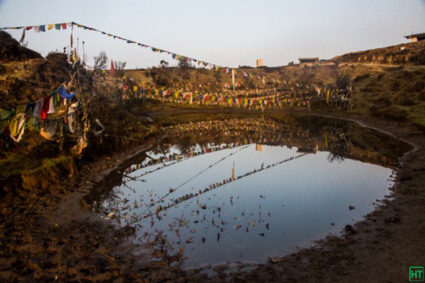 kalapokhri-lake-black-lake-sandakphu-trek