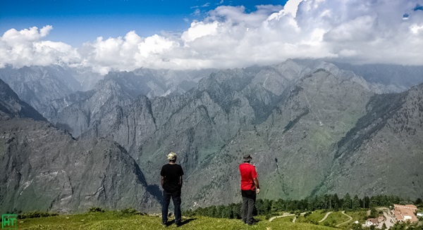 vista-from-auli-during-acclimatisation-walk-panpatia-trek