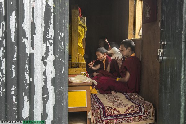 young-monks-inside-monastery-learning-rituals