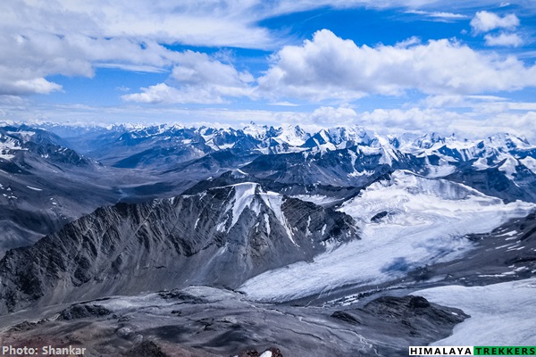 from-yunam-summit-peak-range-views-from-20000-ft