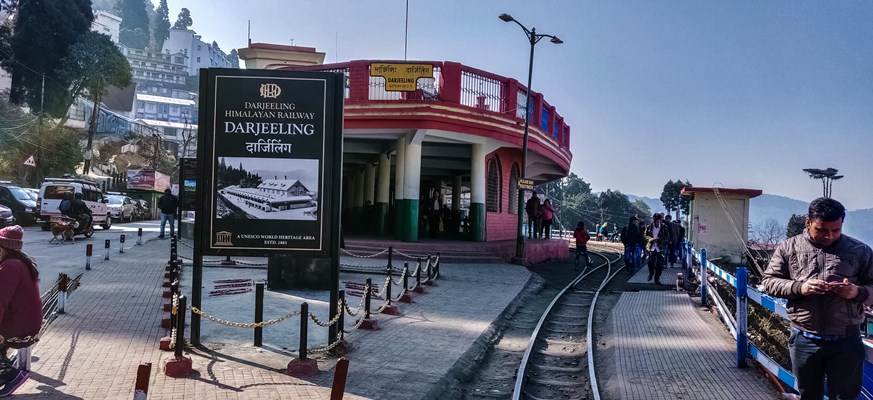 darjeeling-railways-station