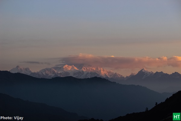 sleeping-buddha-kanchenjunga-from-jaubari-nepal