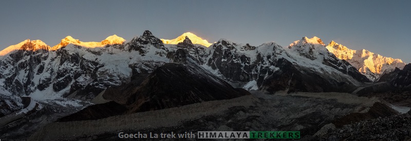 sunrise-peak-panorama-from-goechala-view-point-1-surnrise-point