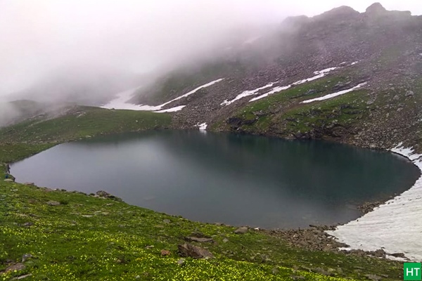 bhrigu-lake-in-summer-months