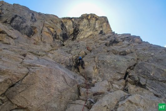 climbing-in-lalung-valley