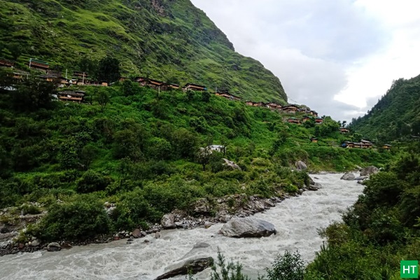 gangar-village-green-valley-in-summer