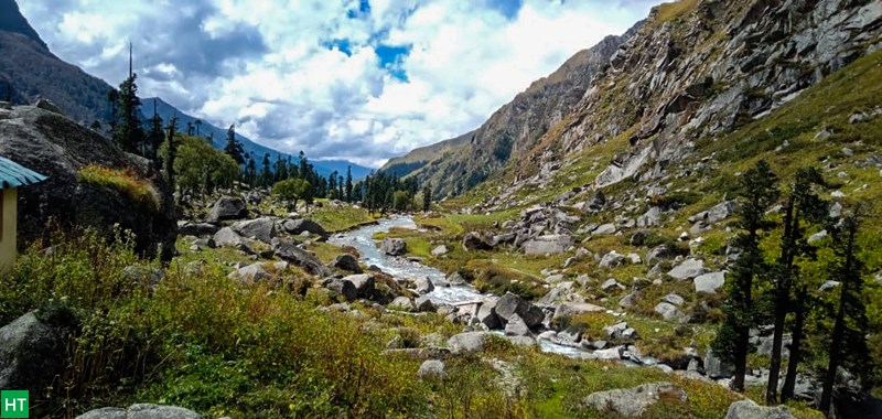 har-ki-dun-mid-october-early-autumn