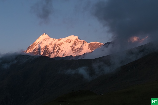 mount-trishul-during-ali-bedni-bugyal-trek