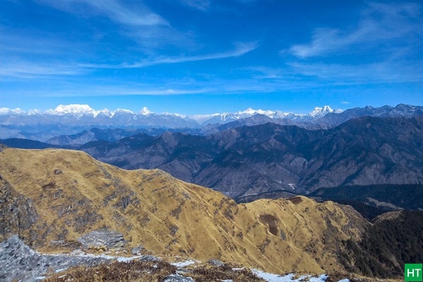 panoramic-peak-view-from-brahmatal-top-named-khalima-top