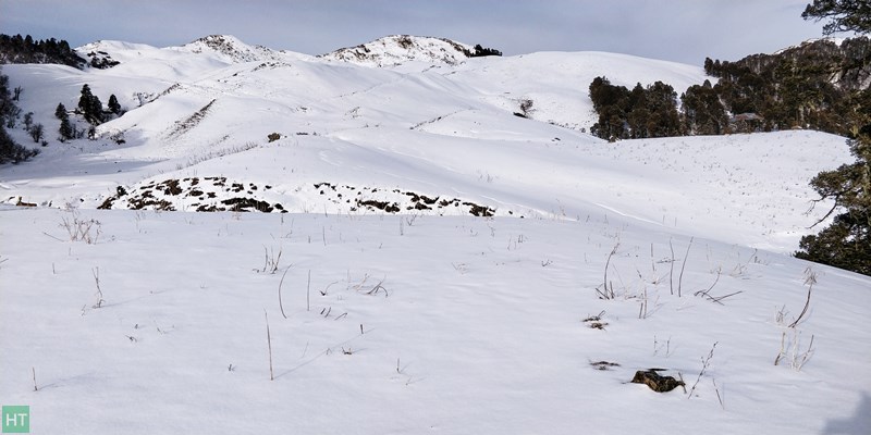 heavy-snow-towards-dayara-top