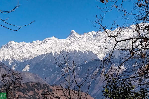 snow-peaks-on-the-way