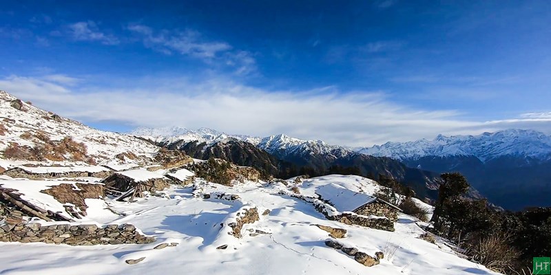 wide-panorama-while-approaching-dayara-bugyal