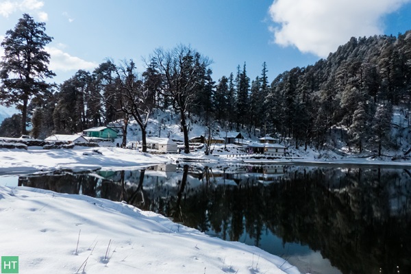 dodital-lake-in-december