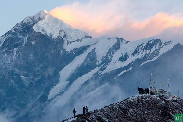 dzongri-top-and-pandim-peak
