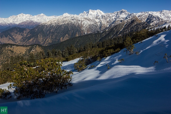 peak-panorama-on-chandrashila-winter-trek