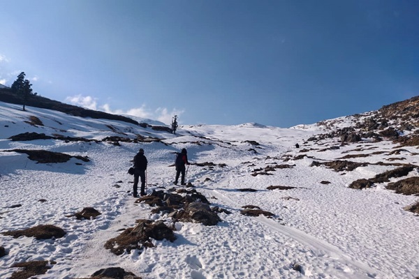 snow-filled-kuari-pass-trail-winter-2020-21