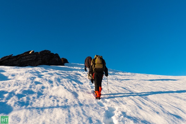 walking-on-snow-field