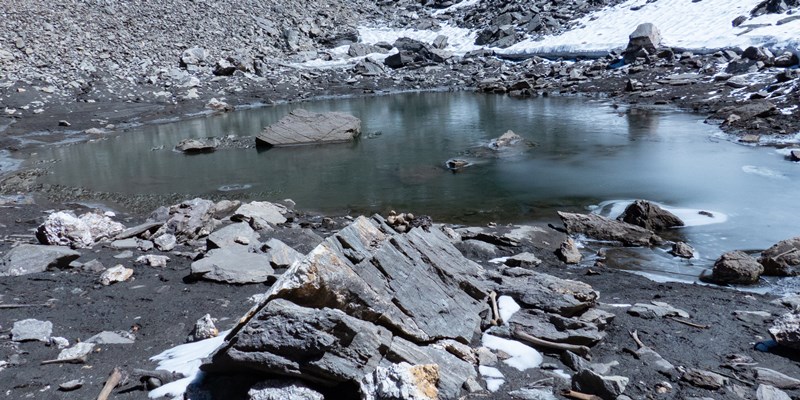 roopkund-the-skeletal-lake