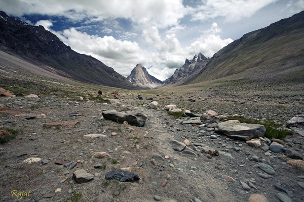 september-is-very-good-for-crossing-some-trans-himalayan-pass