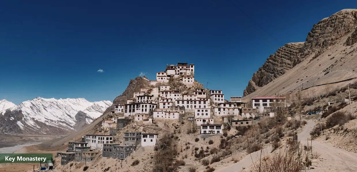Spiti Homestay Trek vs. Spiti Road Trip (2026): Which one’s right for you?