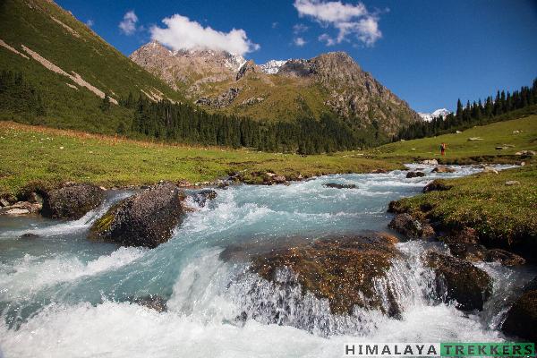 telety-valley-ala-kul-altyn-arashan-trek